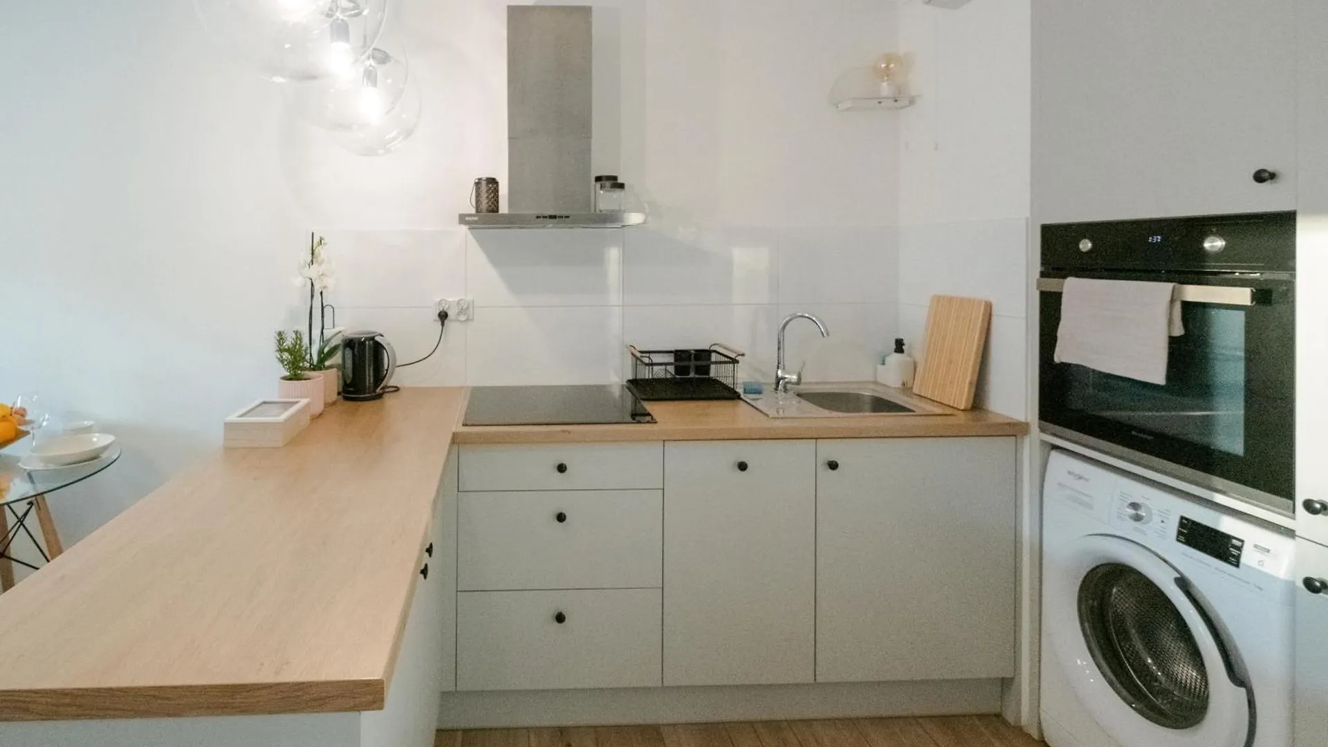 Balloon View Apartment Krakov 0*,